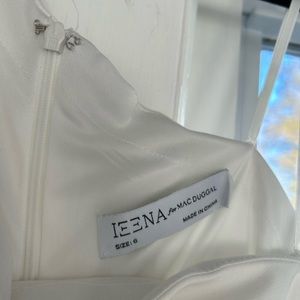 MACDUGGAL winter white one shoulder gown. Cups Added. Worn once.